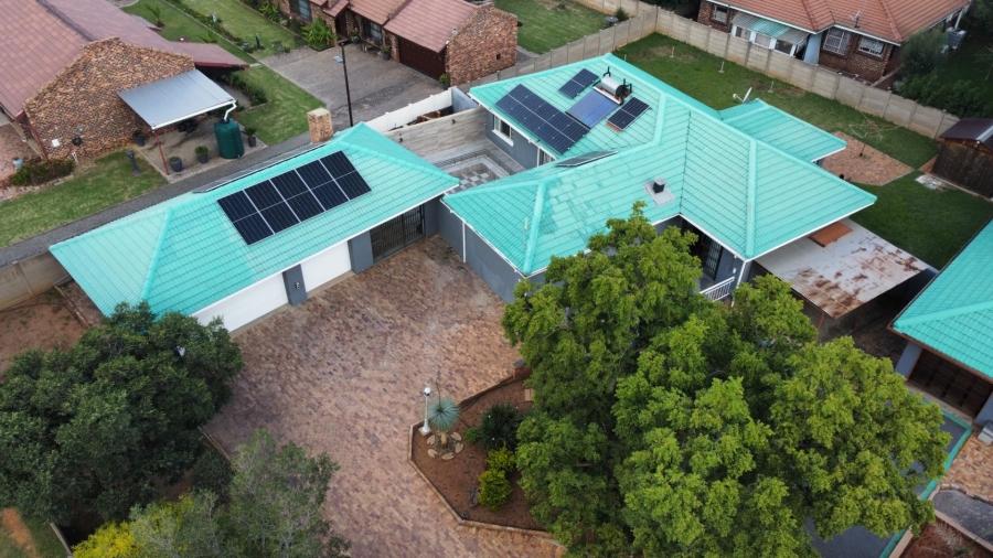 3 Bedroom Property for Sale in Vaalpark Free State